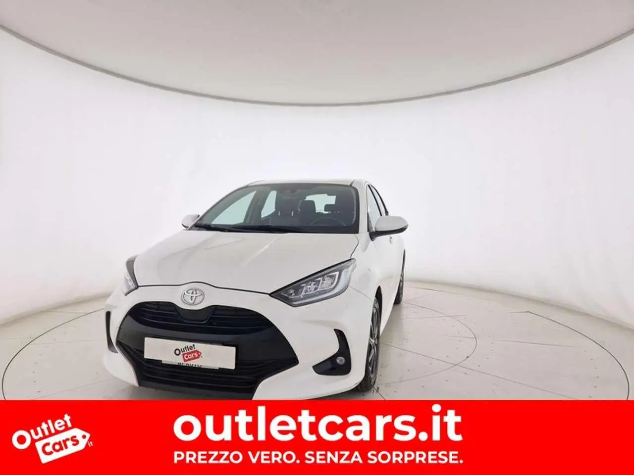 Photo 1 : Toyota Yaris 2020 Petrol