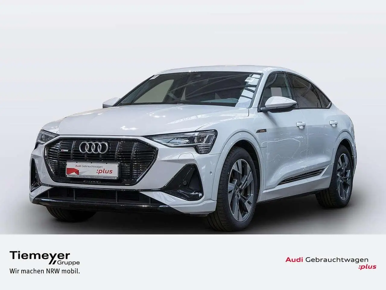 Photo 1 : Audi E-tron 2021 Électrique