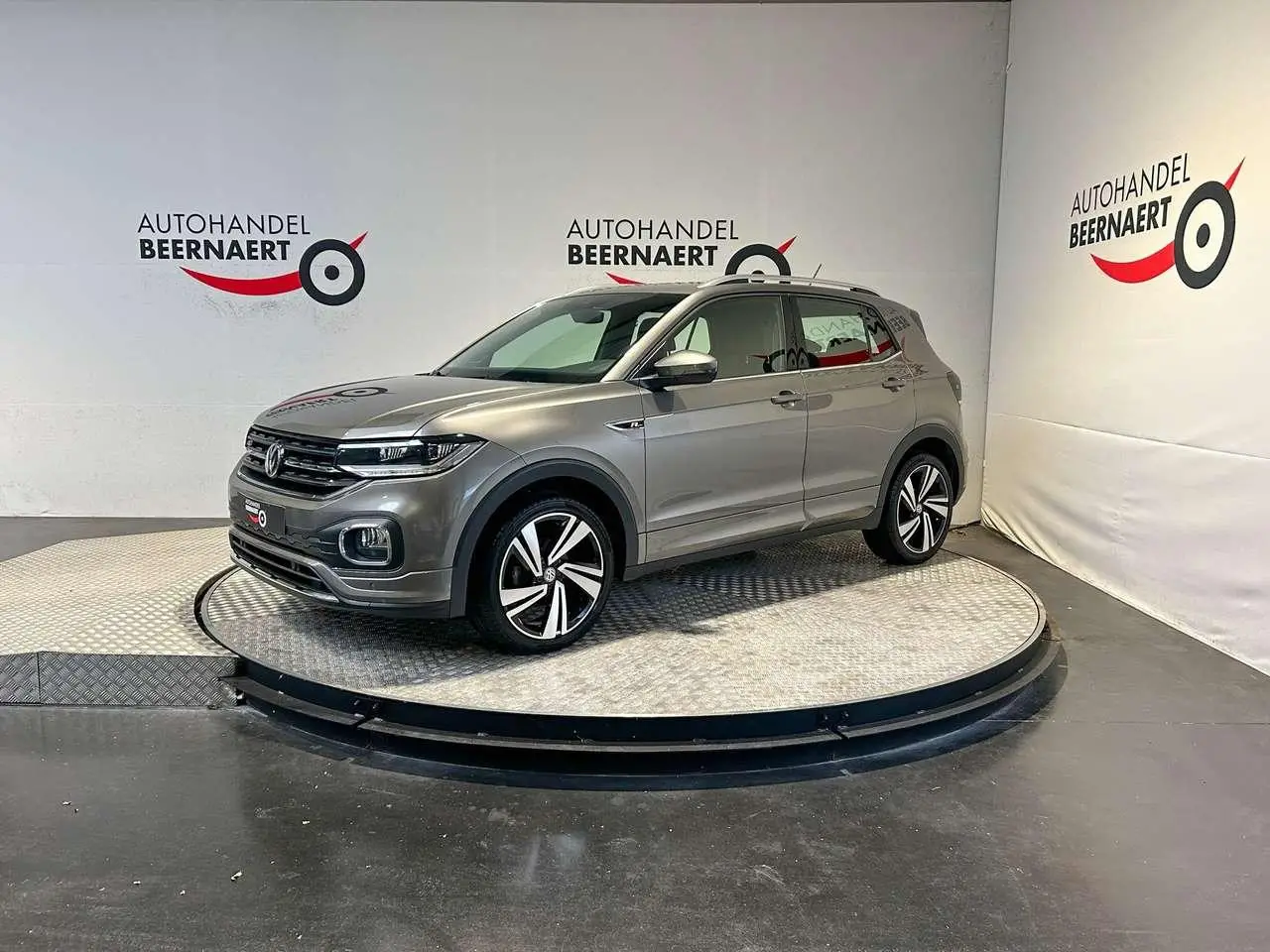 Photo 1 : Volkswagen T-cross 2020 Essence