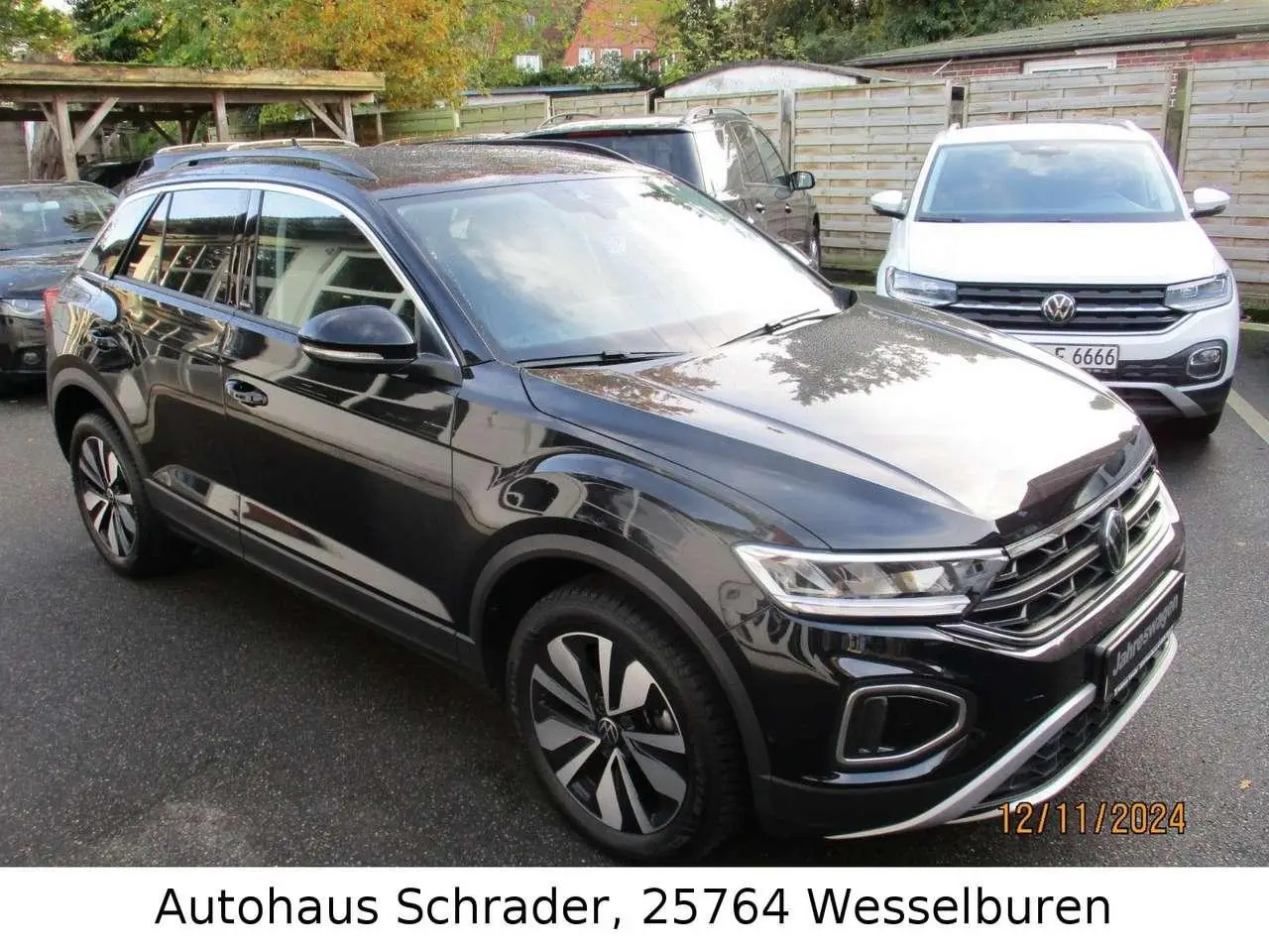 Photo 1 : Volkswagen T-roc 2023 Essence