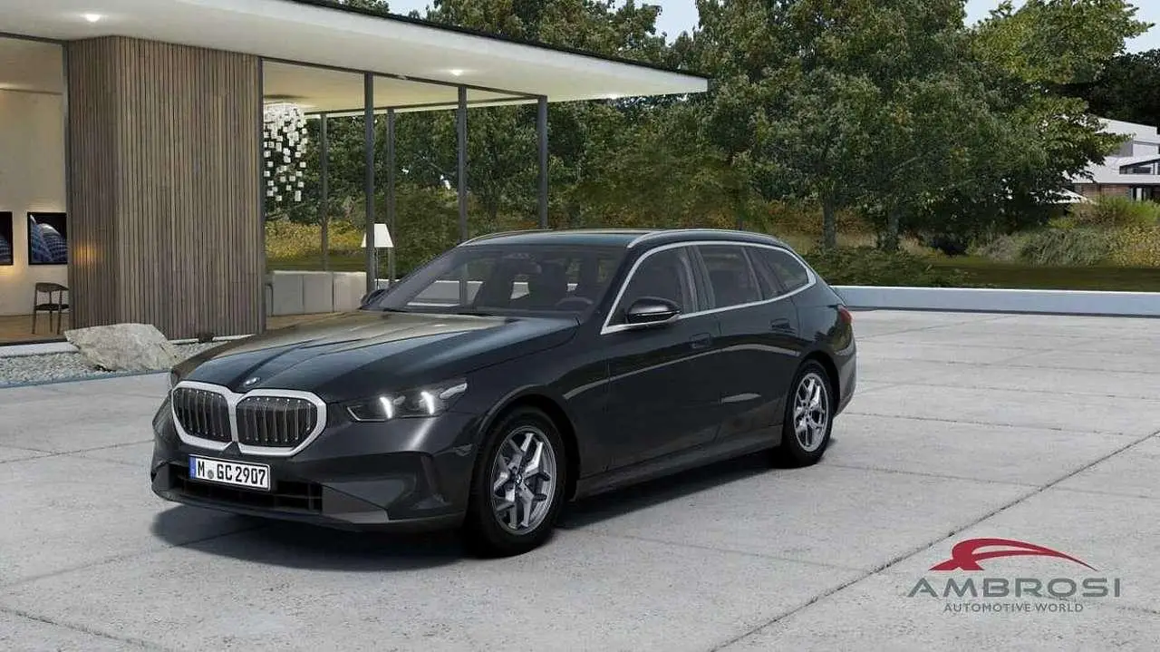 Photo 1 : Bmw Serie 5 2024 Hybrid