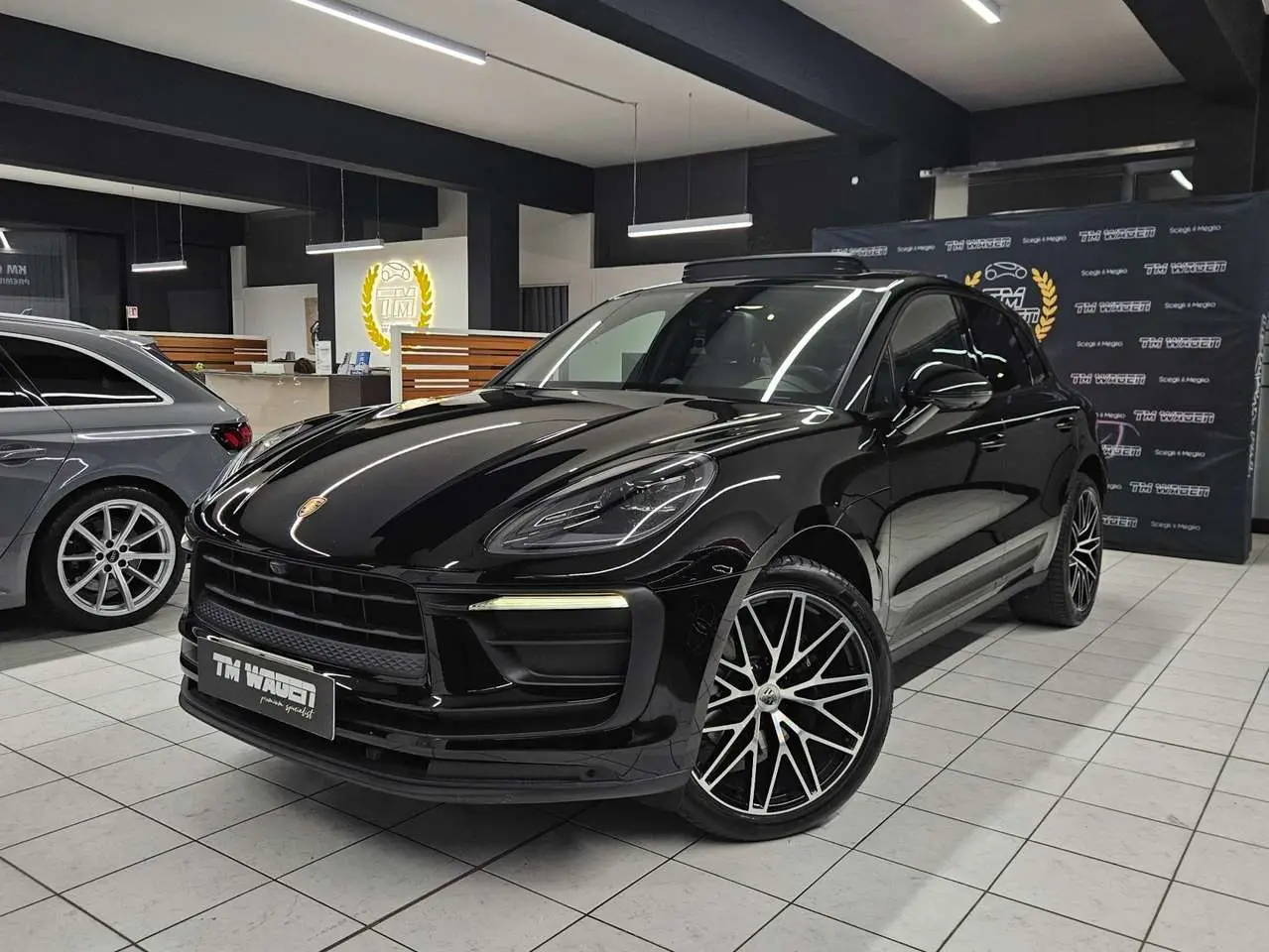 Photo 1 : Porsche Macan 2024 Essence