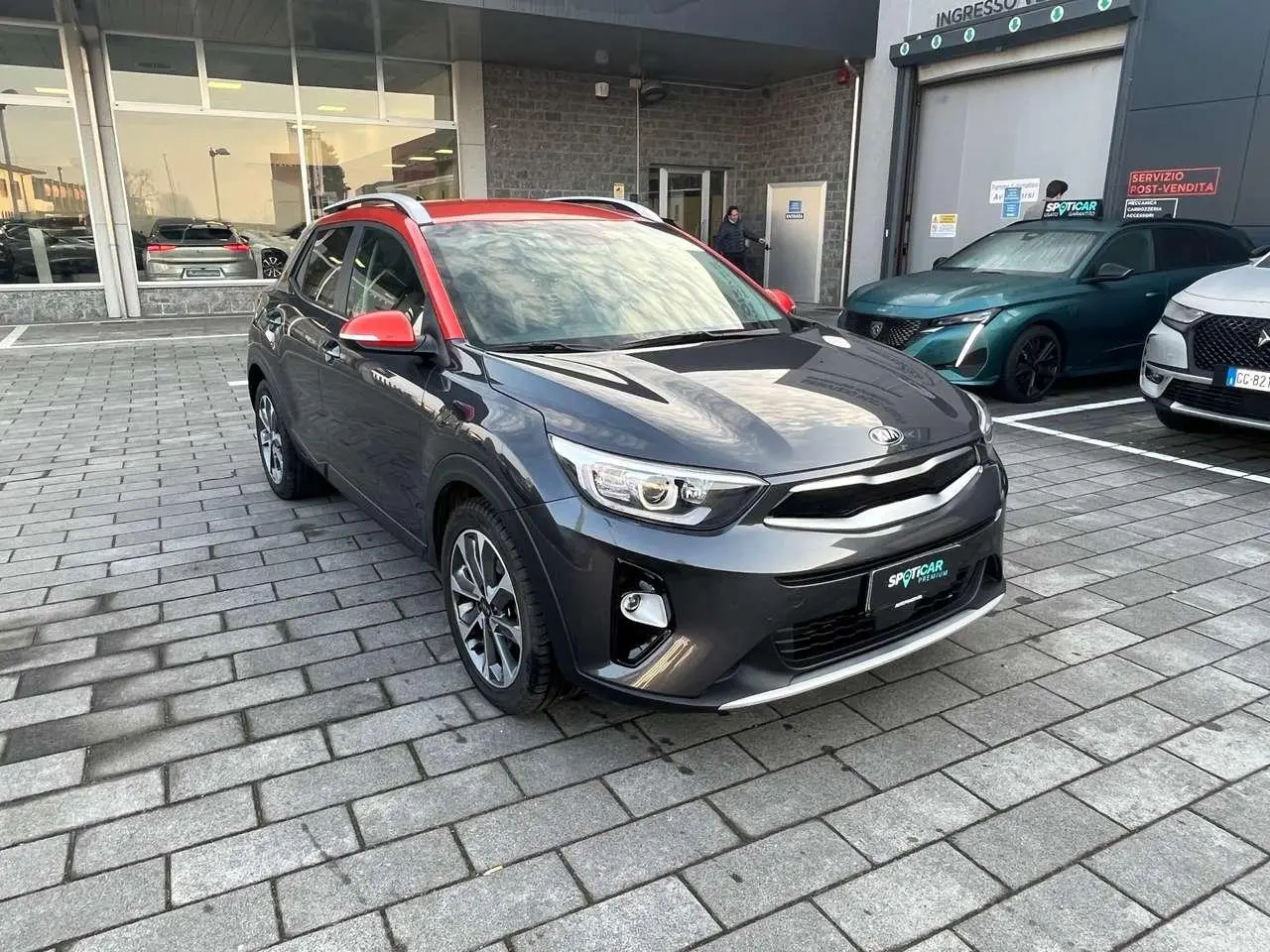 Photo 1 : Kia Stonic 2020 Essence