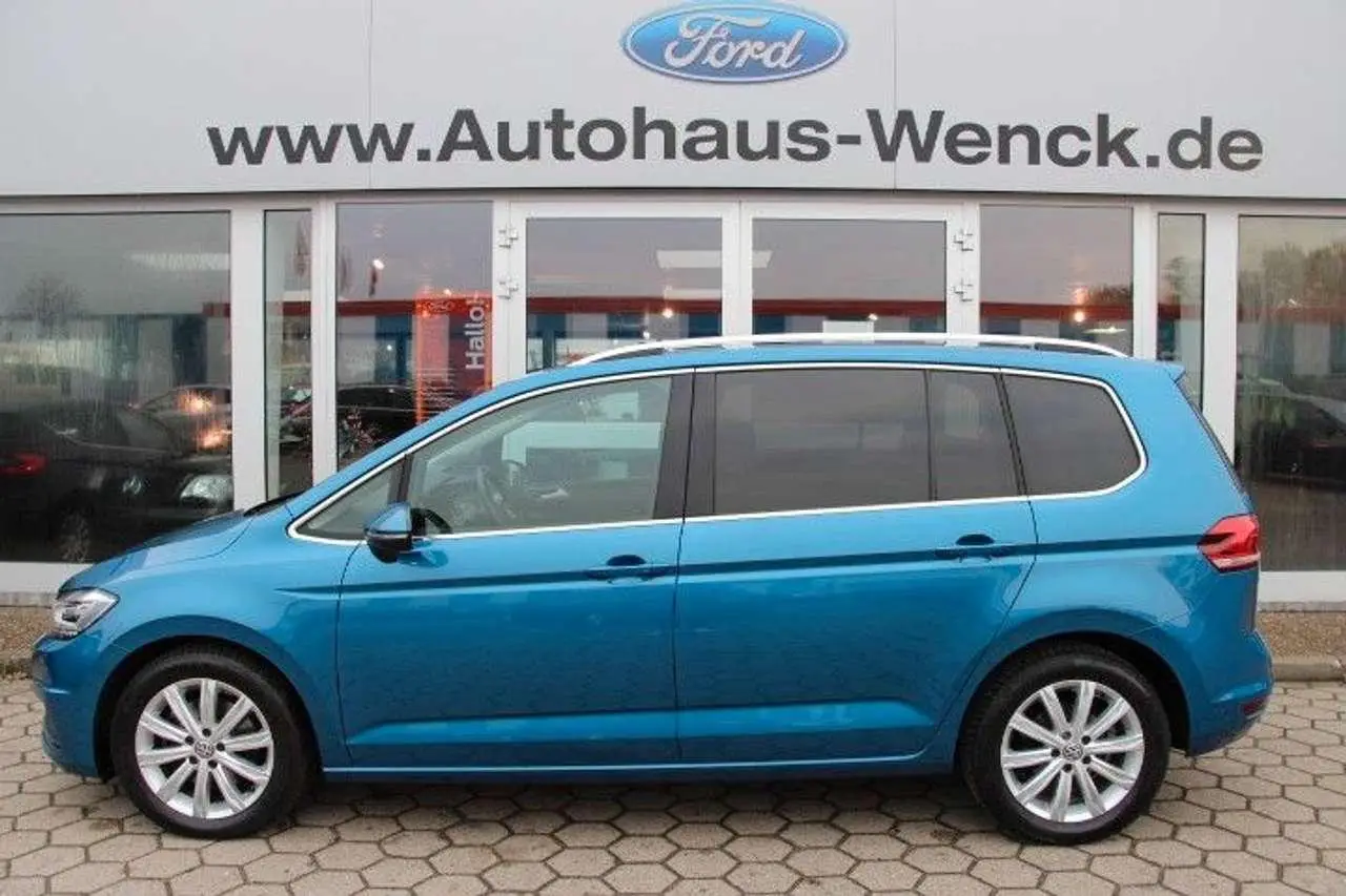 Photo 1 : Volkswagen Touran 2018 Petrol