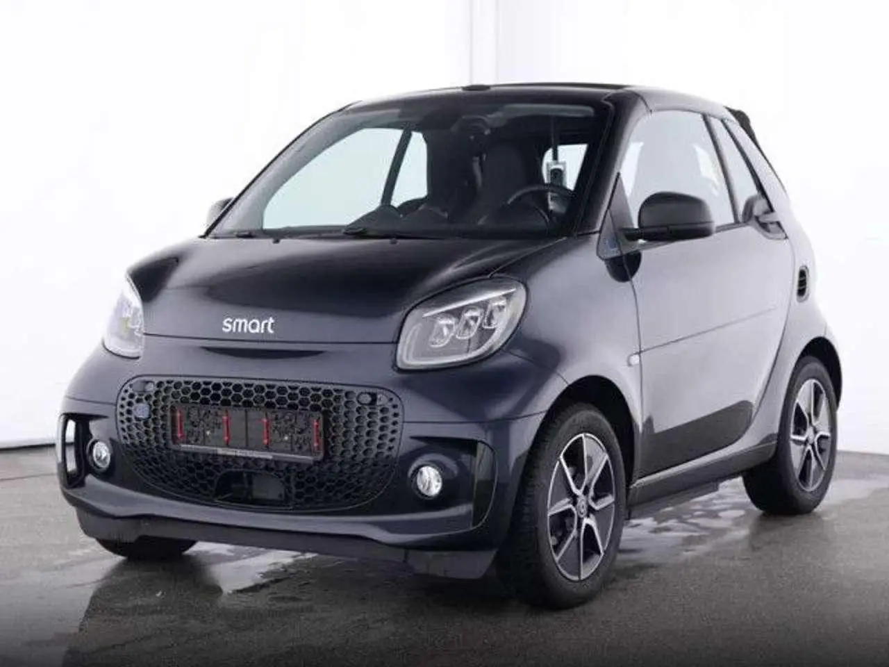 Photo 1 : Smart Fortwo 2023 Electric