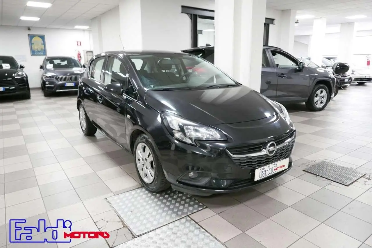 Photo 1 : Opel Corsa 2015 Petrol