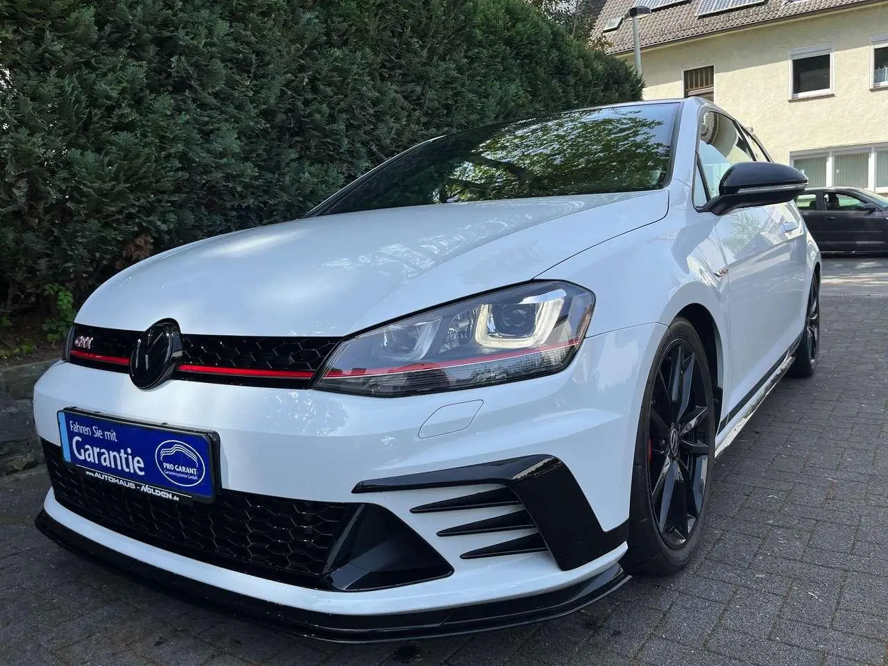 Photo 1 : Volkswagen Golf 2016 Petrol