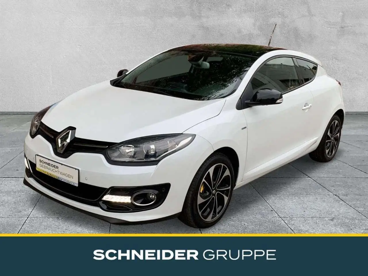 Photo 1 : Renault Megane 2015 Essence