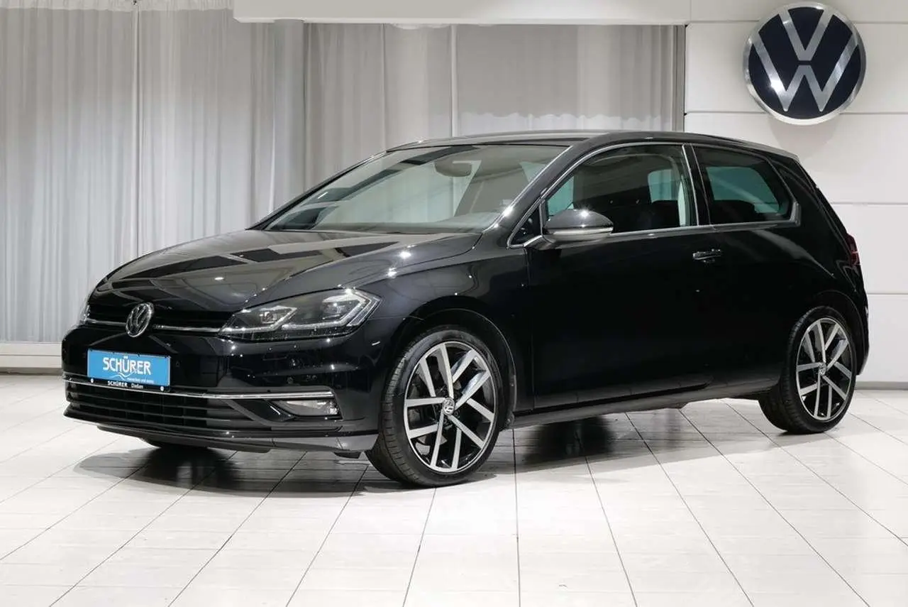 Photo 1 : Volkswagen Golf 2017 Essence