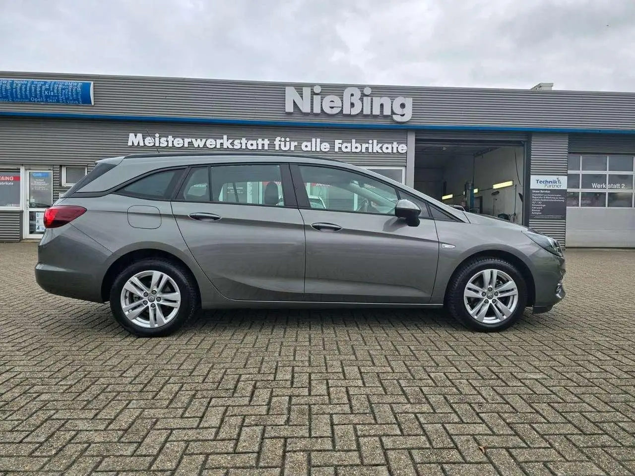 Photo 1 : Opel Astra 2021 Diesel