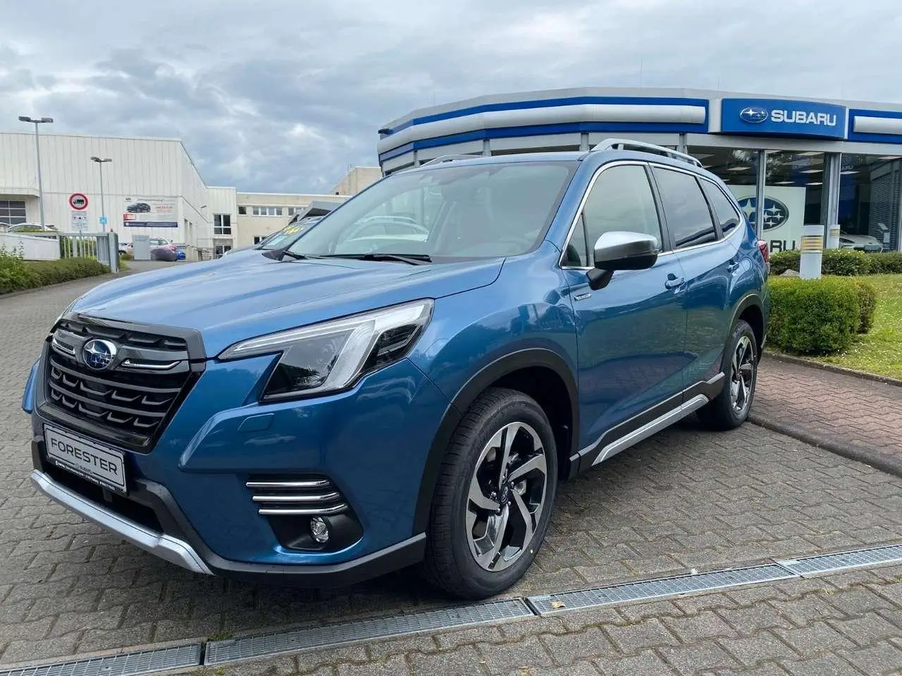 Photo 1 : Subaru Forester 2024 Hybride