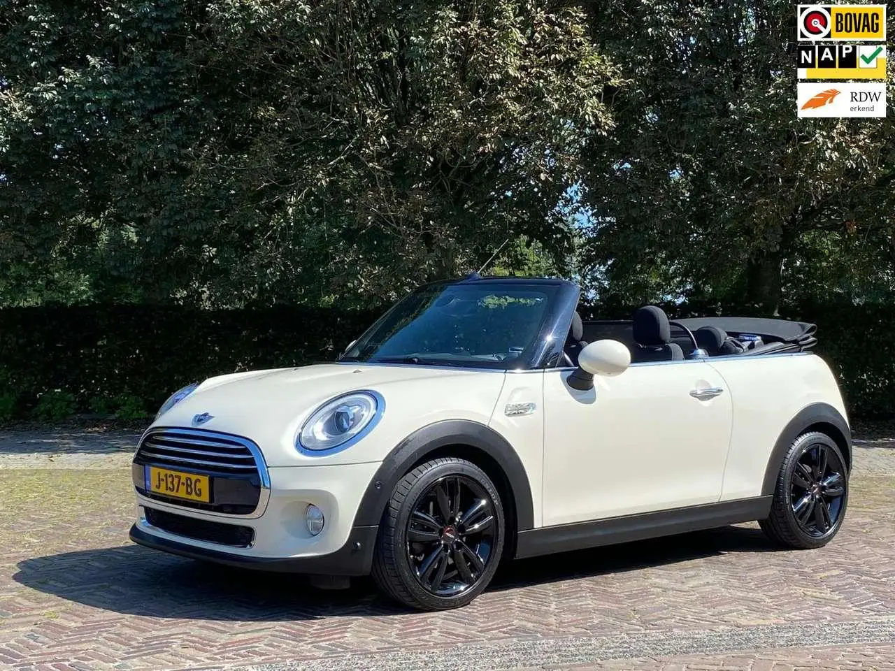 Photo 1 : Mini Cooper 2018 Petrol