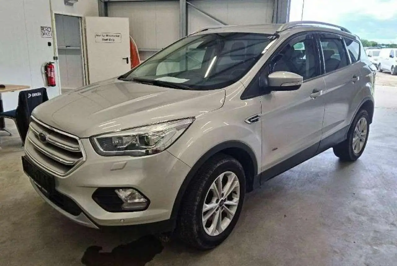 Photo 1 : Ford Kuga 2017 Essence