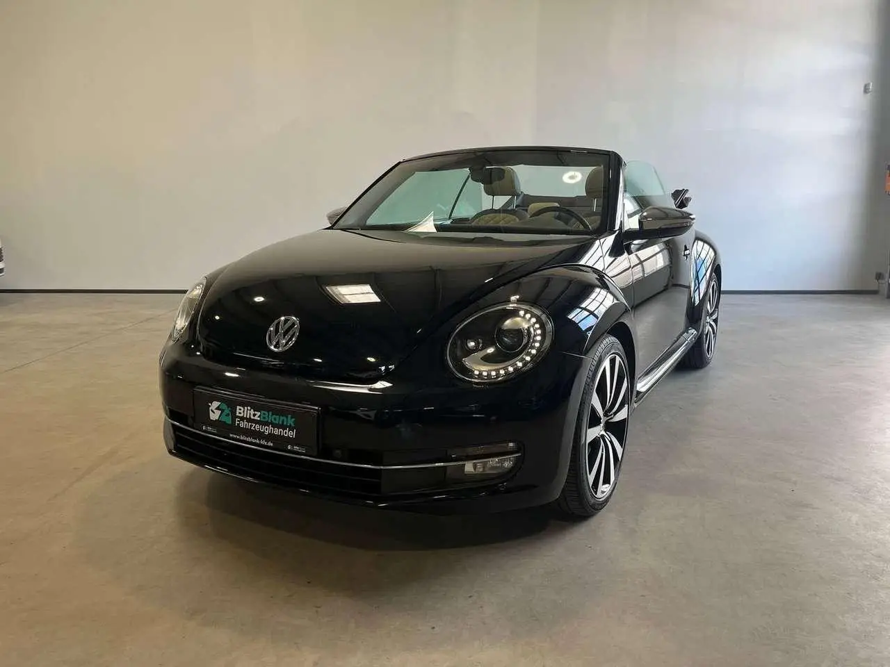 Photo 1 : Volkswagen Beetle 2016 Essence