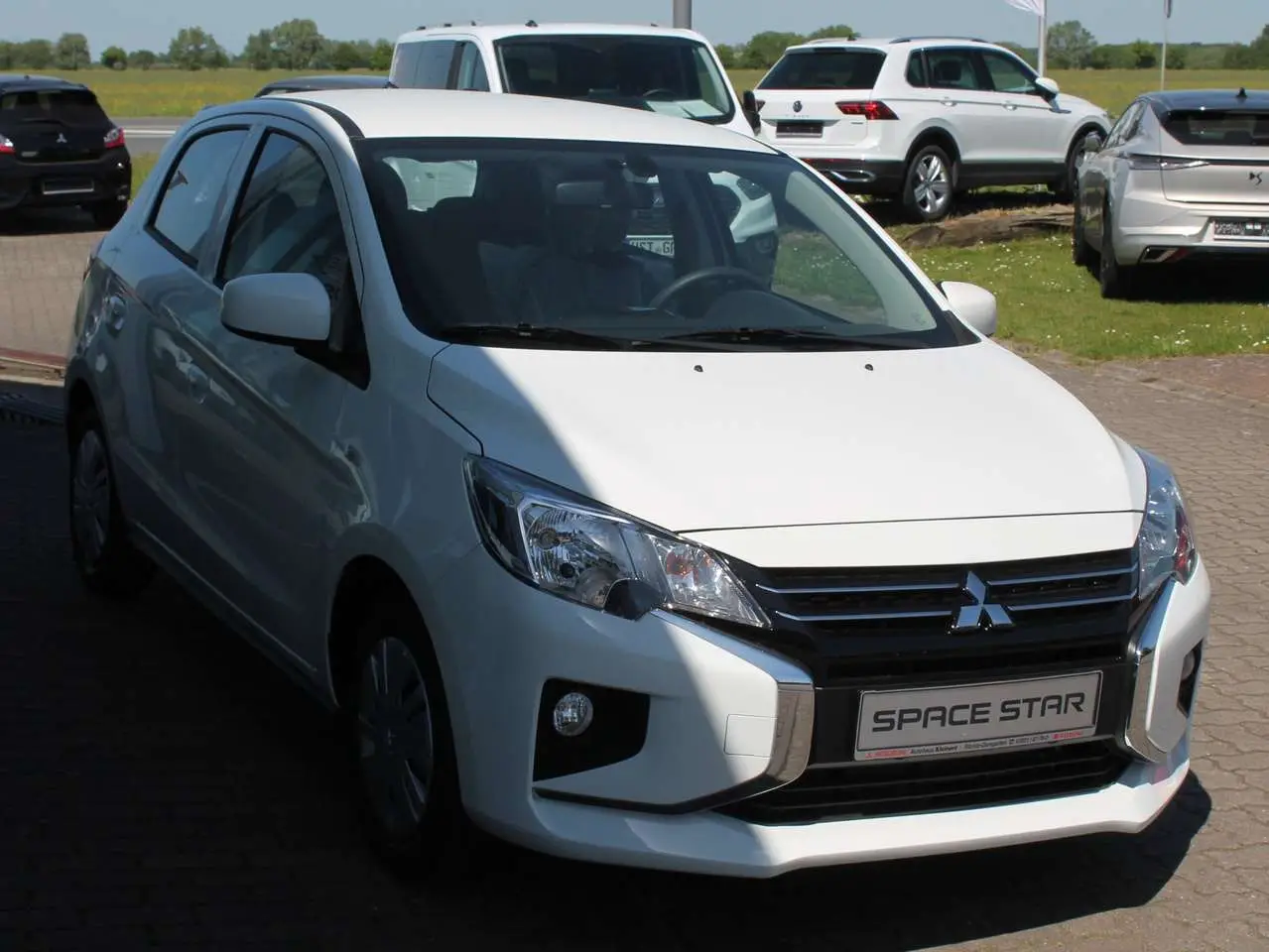 Photo 1 : Mitsubishi Space Star 2024 Petrol