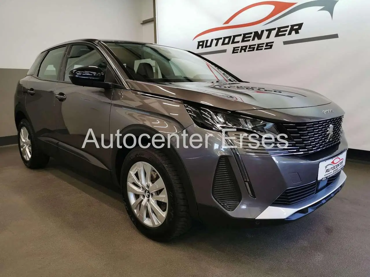 Photo 1 : Peugeot 3008 2022 Essence