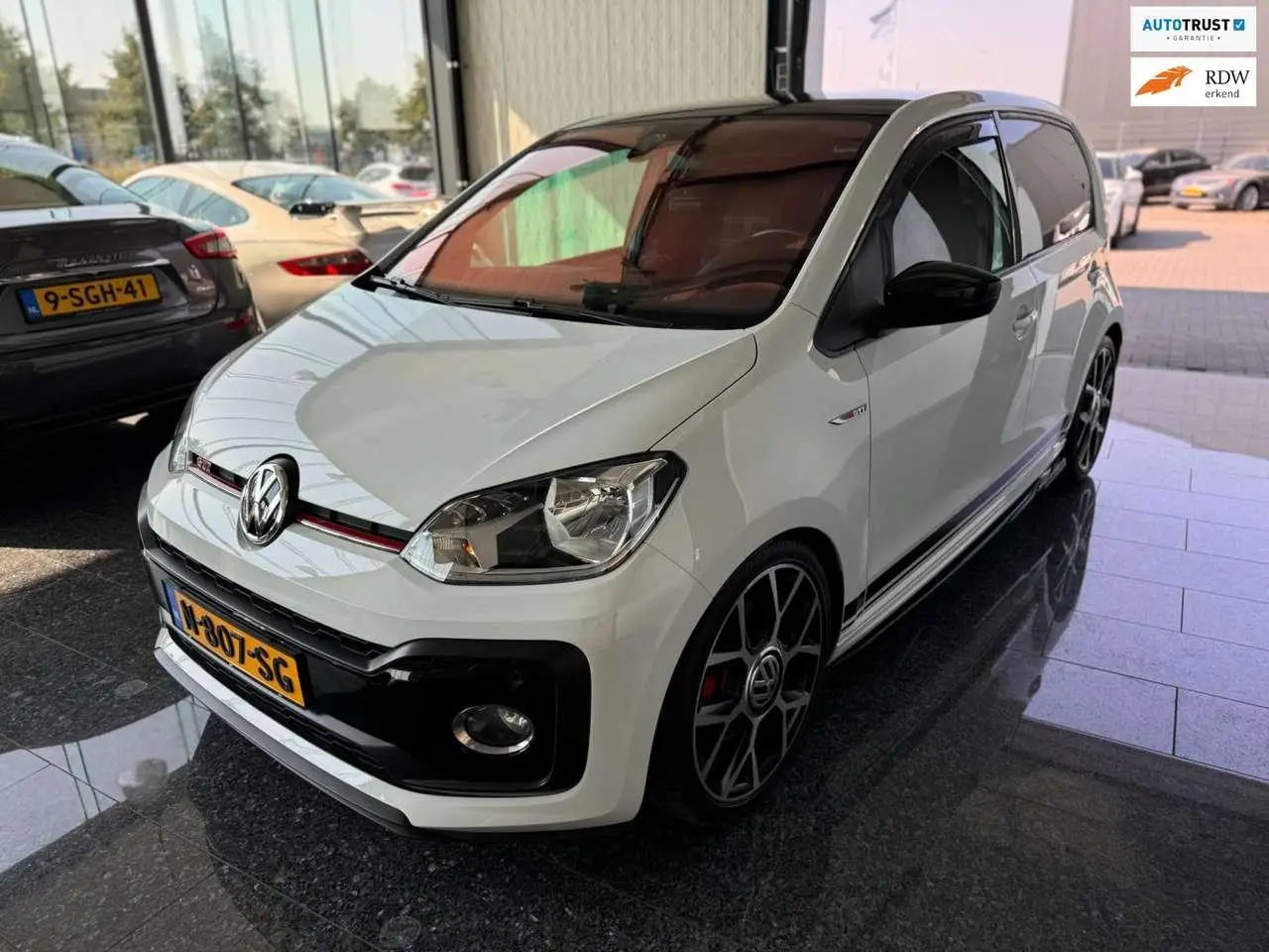 Photo 1 : Volkswagen Up! 2018 Essence