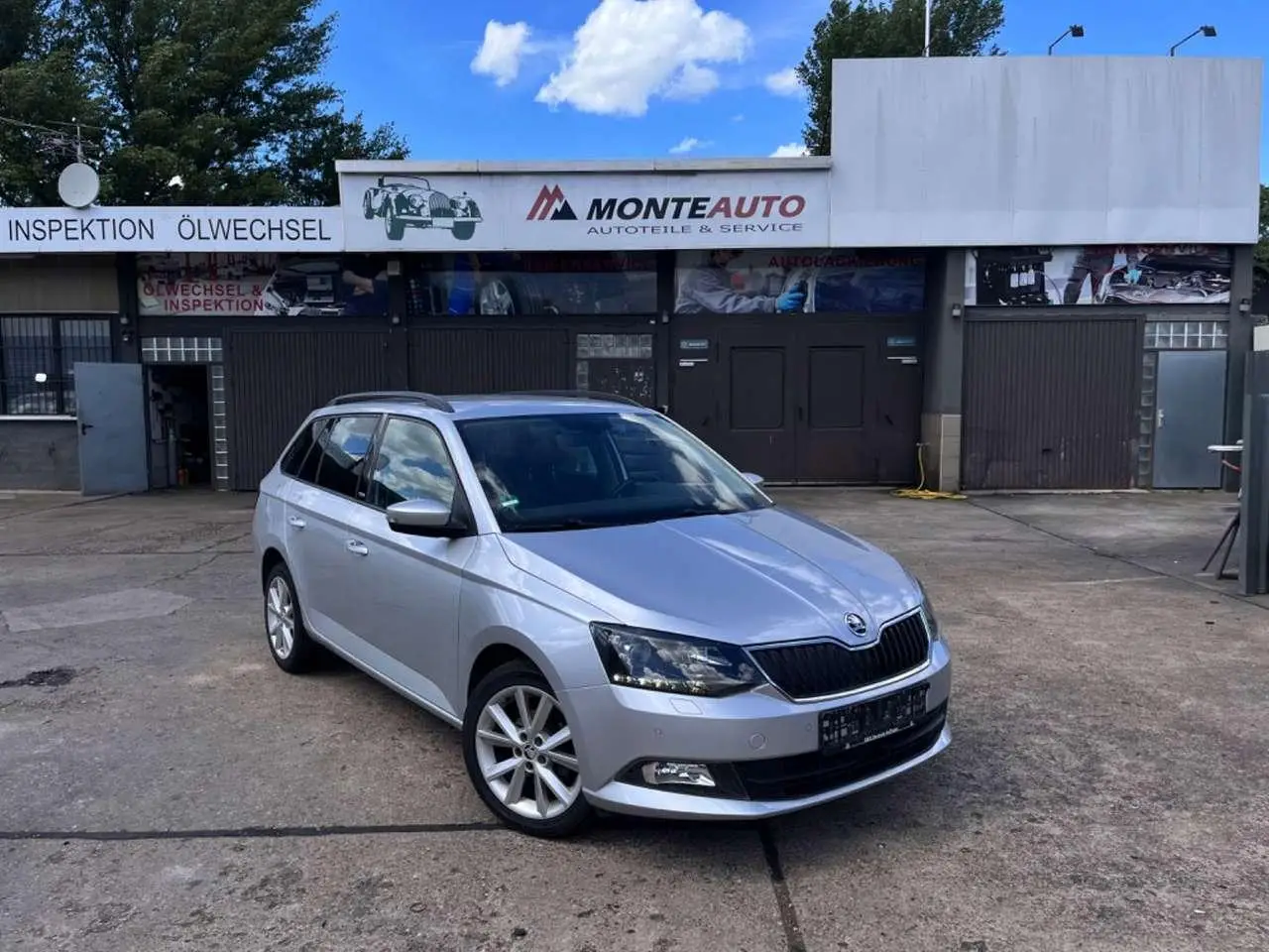 Photo 1 : Skoda Fabia 2016 Petrol