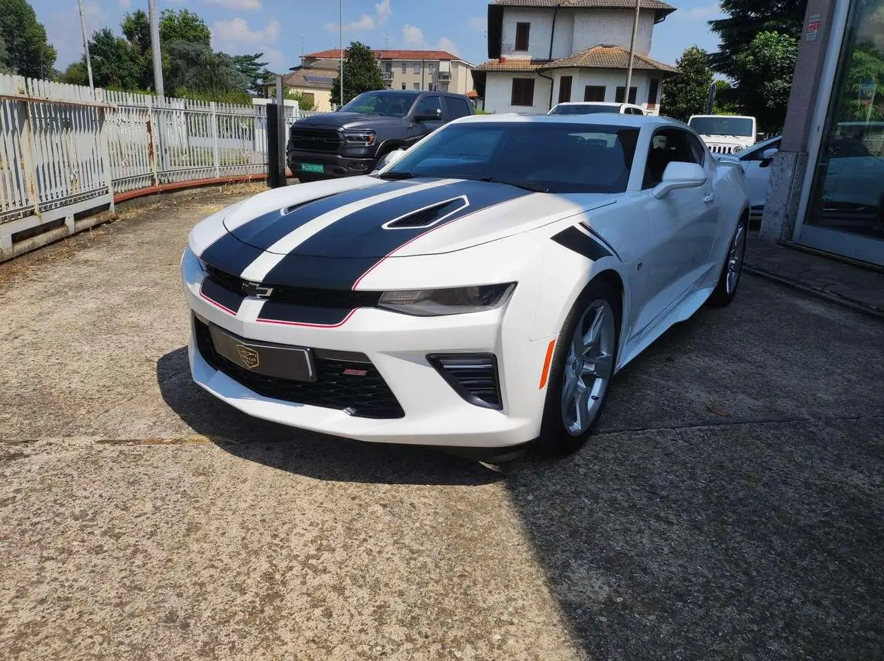 Photo 1 : Chevrolet Camaro 2017 Essence