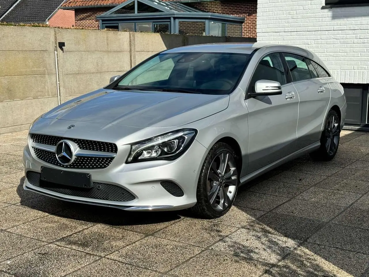 Photo 1 : Mercedes-benz Classe Cla 2018 Petrol