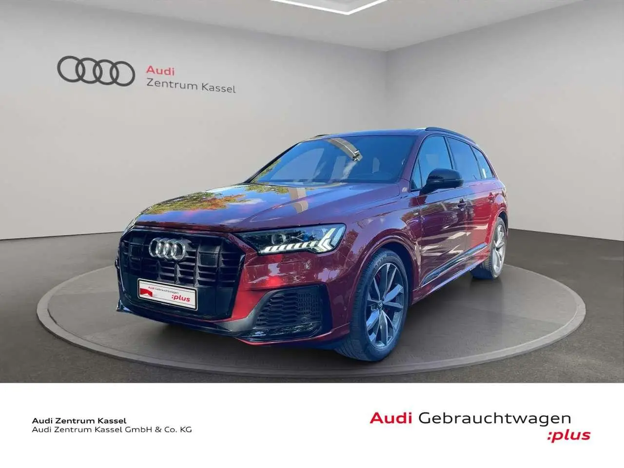 Photo 1 : Audi Q7 2020 Hybride