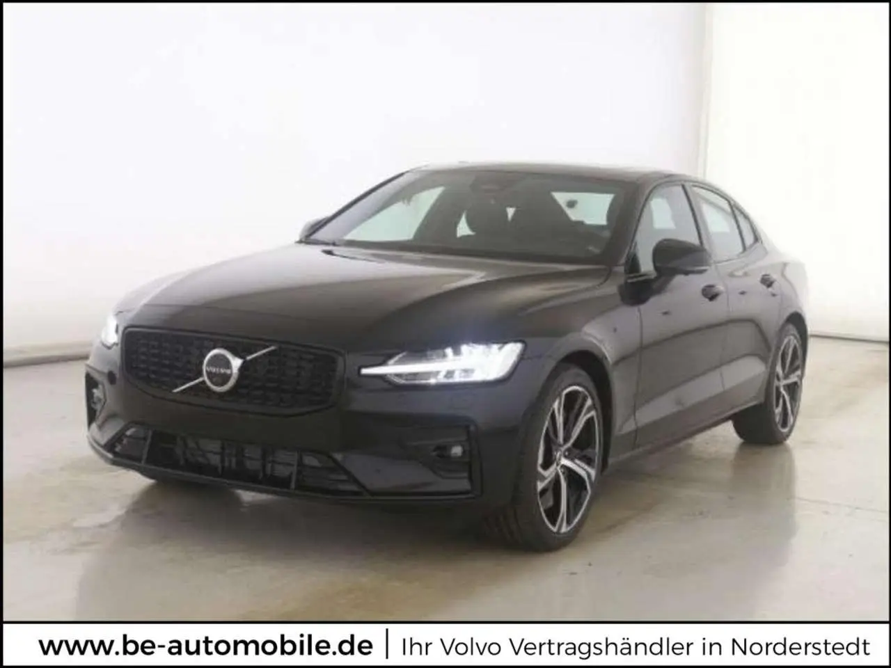 Photo 1 : Volvo S60 2023 Essence