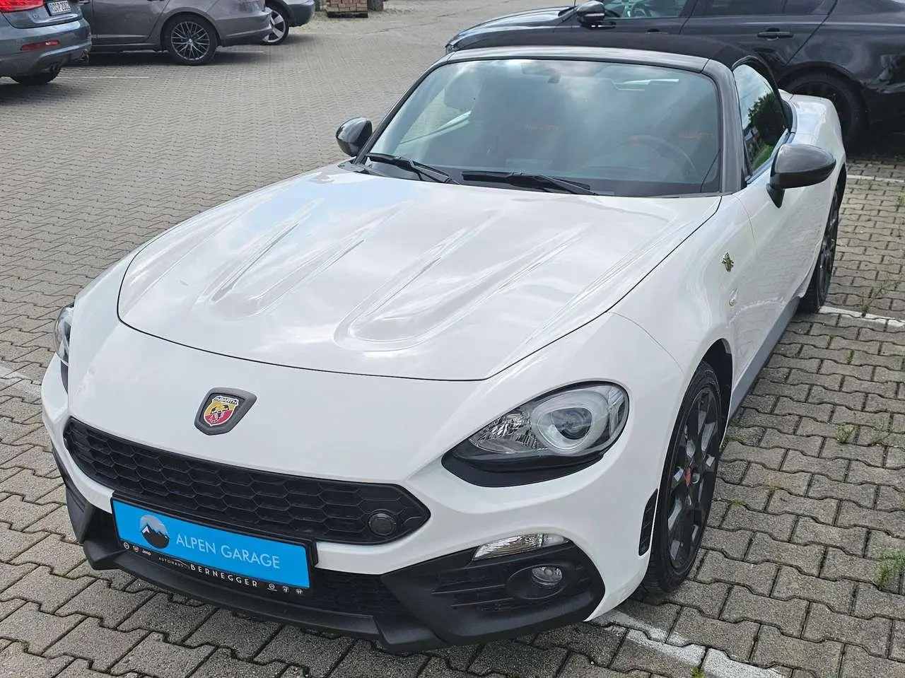 Photo 1 : Fiat 124 Spider 2018 Essence