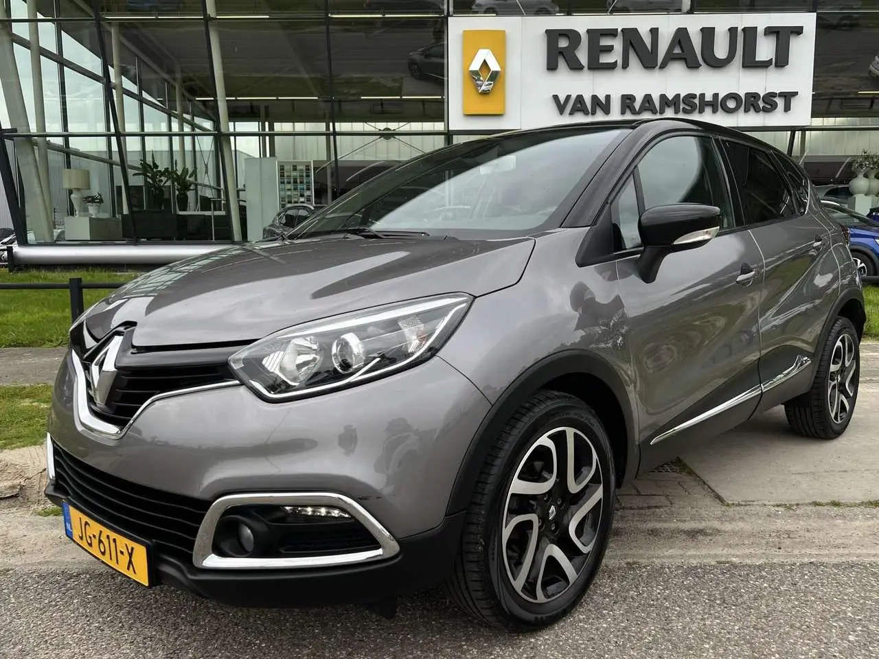 Photo 1 : Renault Captur 2016 Essence