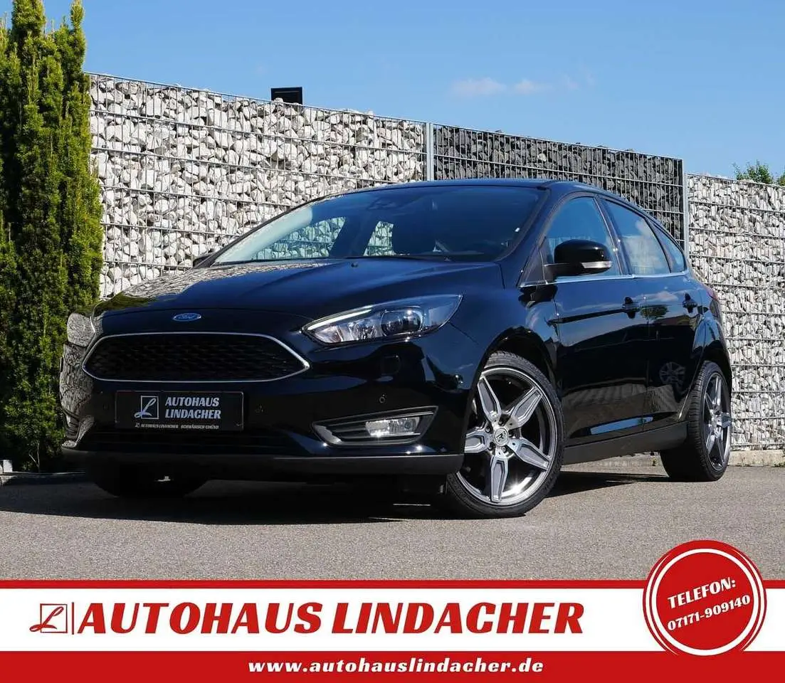 Photo 1 : Ford Focus 2018 Essence