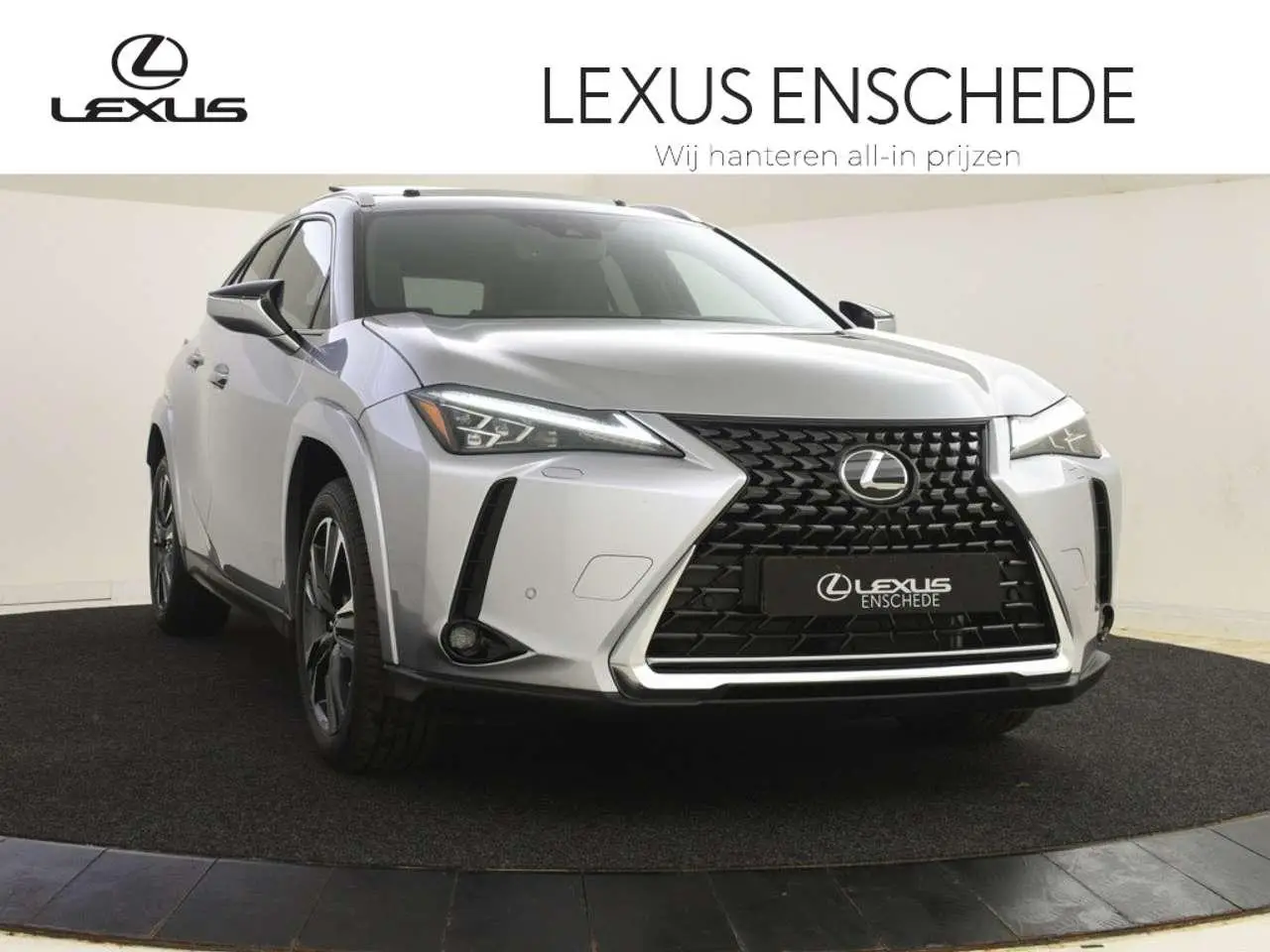 Photo 1 : Lexus Ux 2024 Hybride