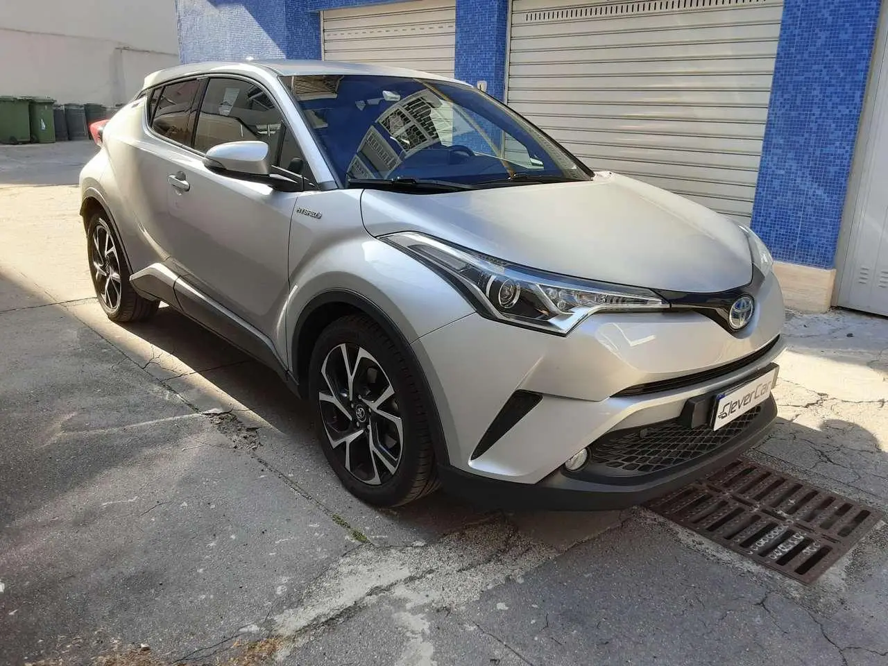 Photo 1 : Toyota C-hr 2018 Hybrid