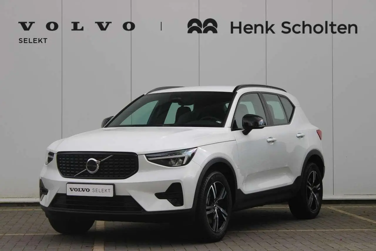 Photo 1 : Volvo Xc40 2024 Hybrid