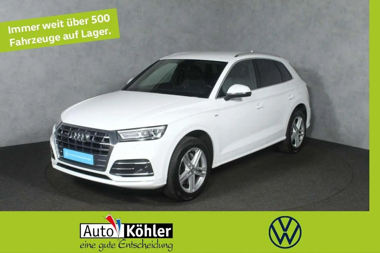 Photo 1 : Audi Q5 2021 Petrol