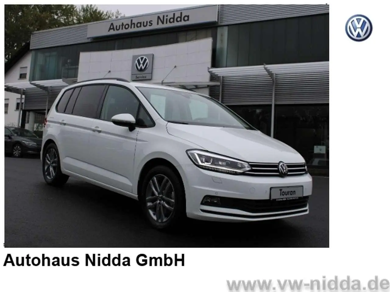 Photo 1 : Volkswagen Touran 2024 Petrol