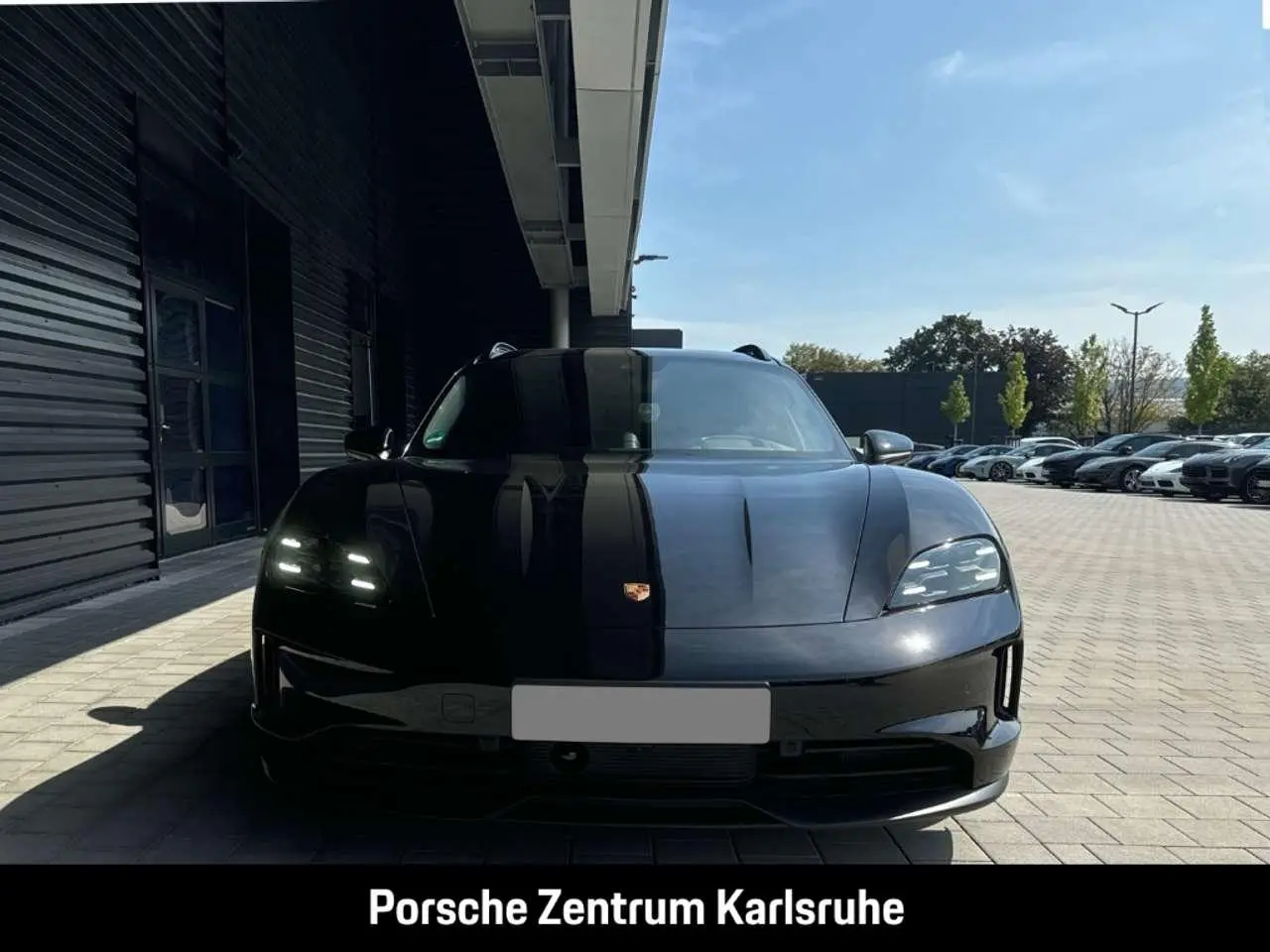 Photo 1 : Porsche Taycan 2024 Électrique