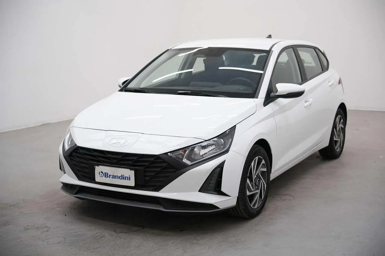 Photo 1 : Hyundai I20 2024 Petrol