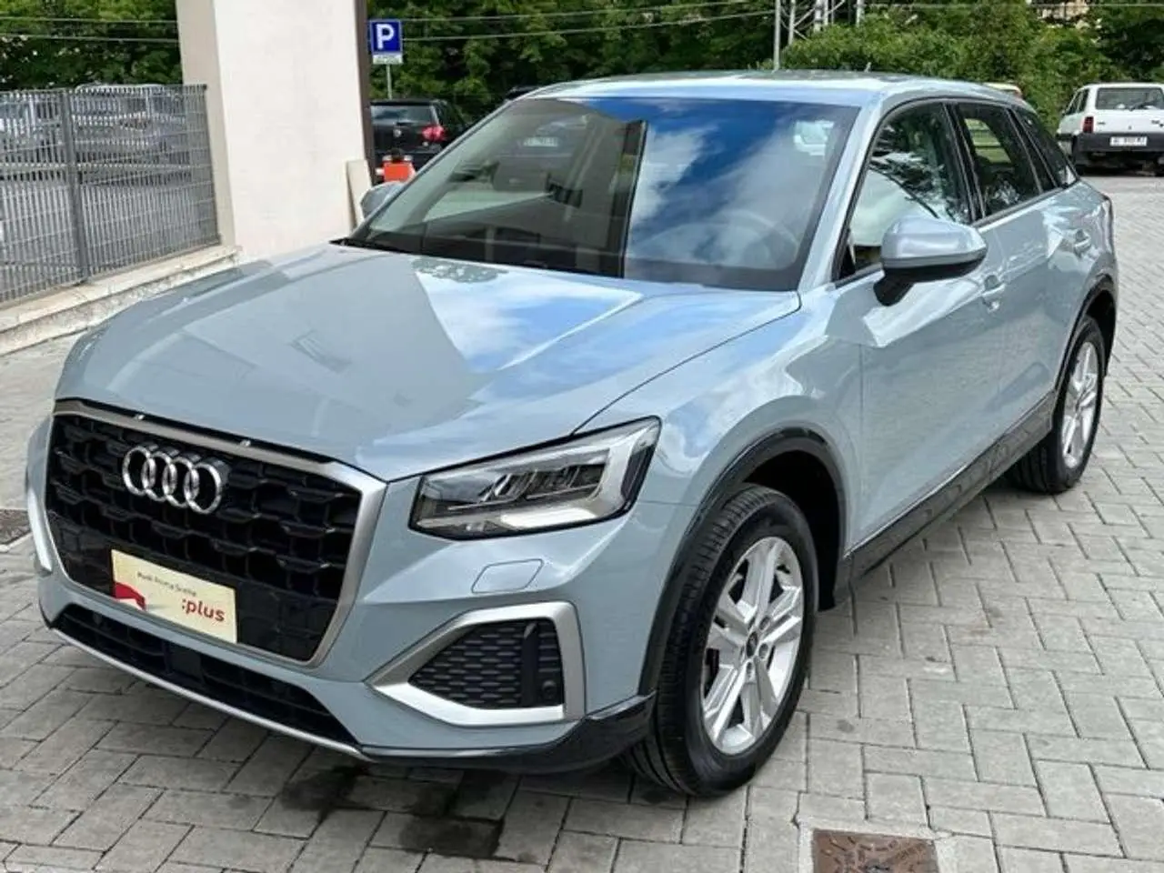 Photo 1 : Audi Q2 2021 Petrol