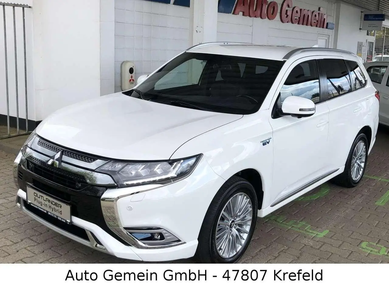 Photo 1 : Mitsubishi Outlander 2019 Hybride