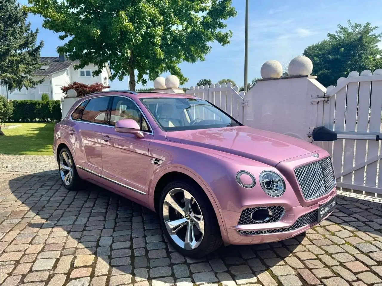 Photo 1 : Bentley Bentayga 2020 Hybride