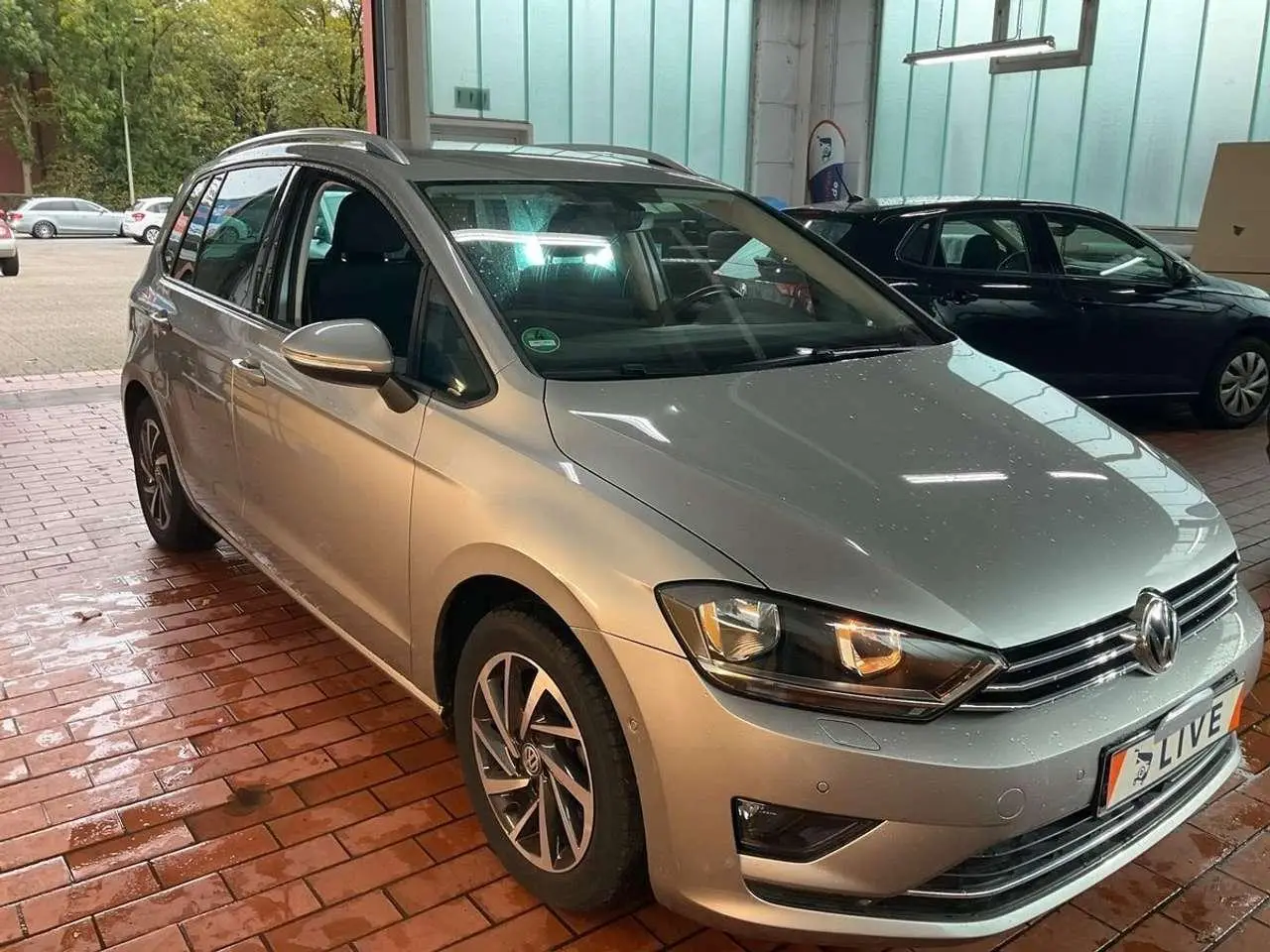 Photo 1 : Volkswagen Golf 2017 Petrol