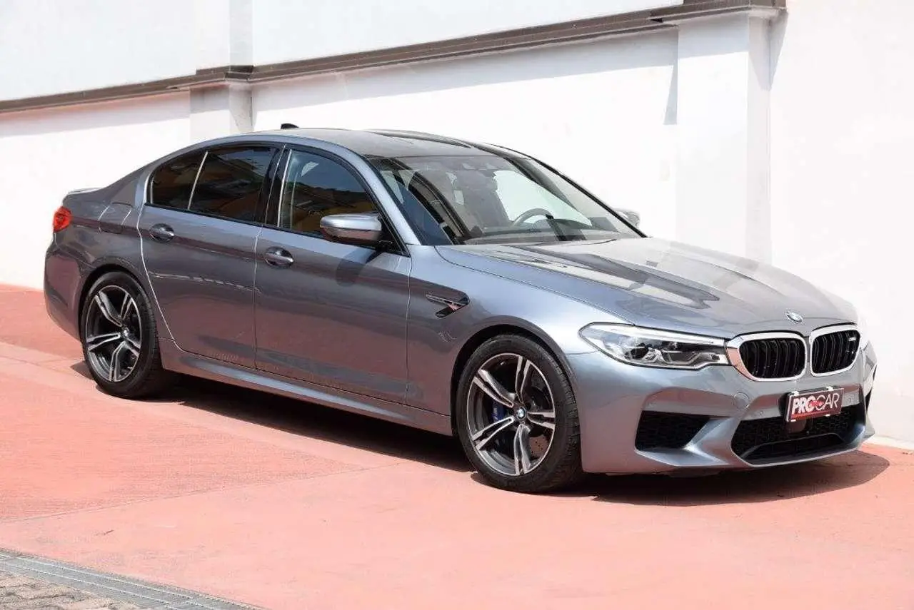 Photo 1 : Bmw M5 2019 Petrol