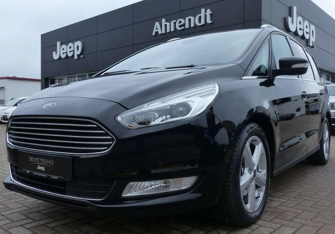 Photo 1 : Ford Galaxy 2017 Petrol