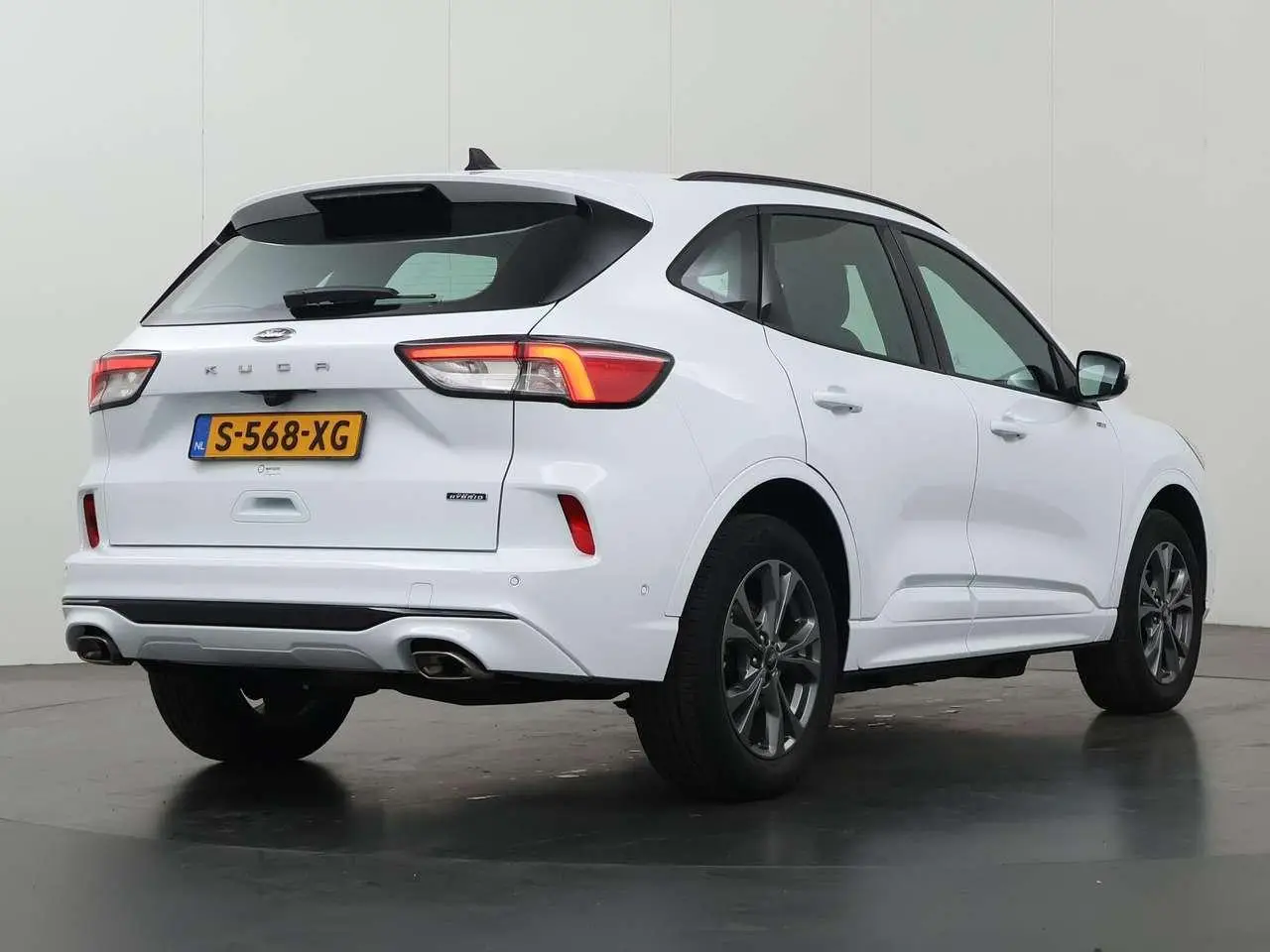 Photo 1 : Ford Kuga 2023 Hybrid