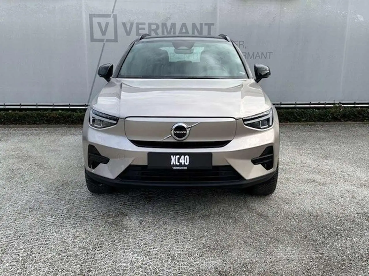 Photo 1 : Volvo Xc40 2024 Électrique