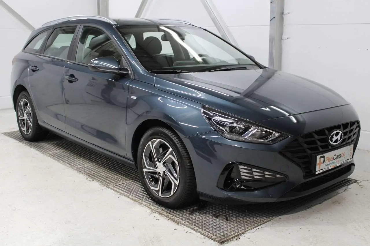 Photo 1 : Hyundai I30 2023 Petrol