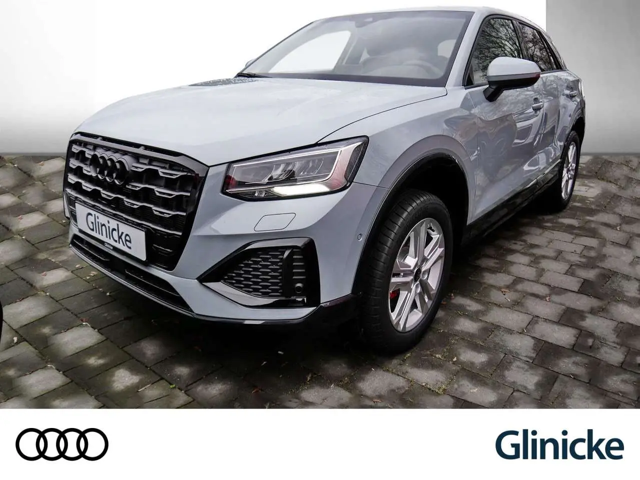 Photo 1 : Audi Q2 2024 Essence