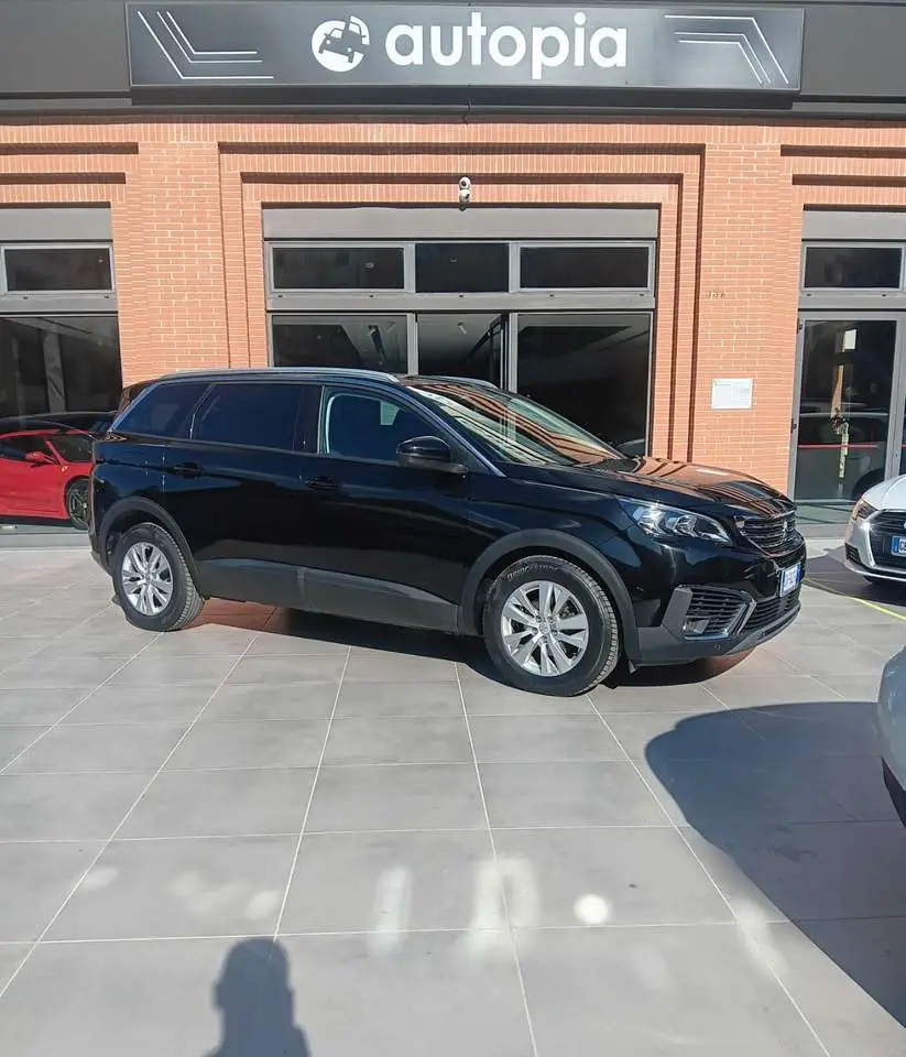 Photo 1 : Peugeot 5008 2017 Diesel