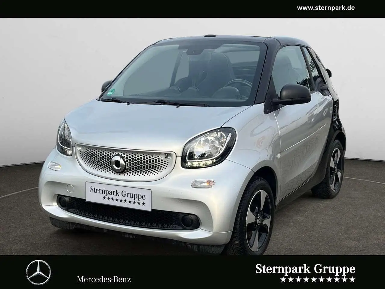 Photo 1 : Smart Fortwo 2019 Petrol