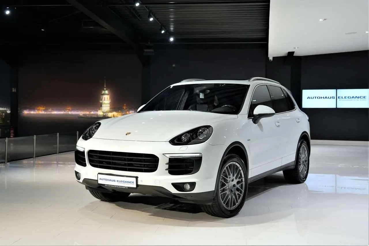 Photo 1 : Porsche Cayenne 2017 Diesel