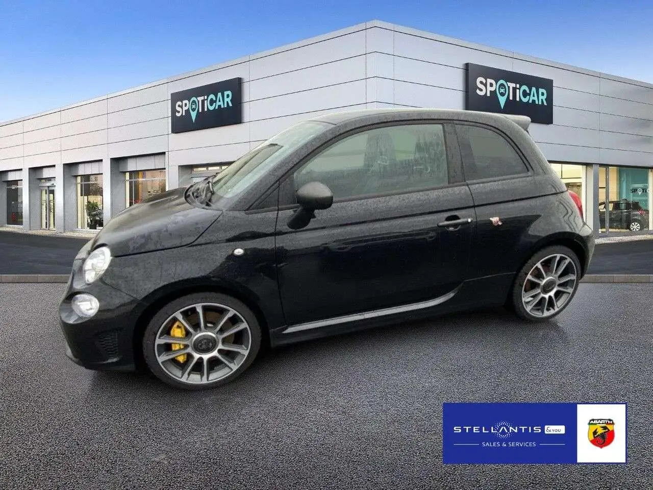 Photo 1 : Abarth 695 2024 Petrol